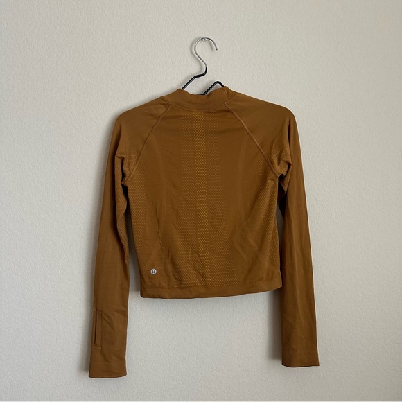 Lululemon Long Sleeve Top - Picture 6 of 6